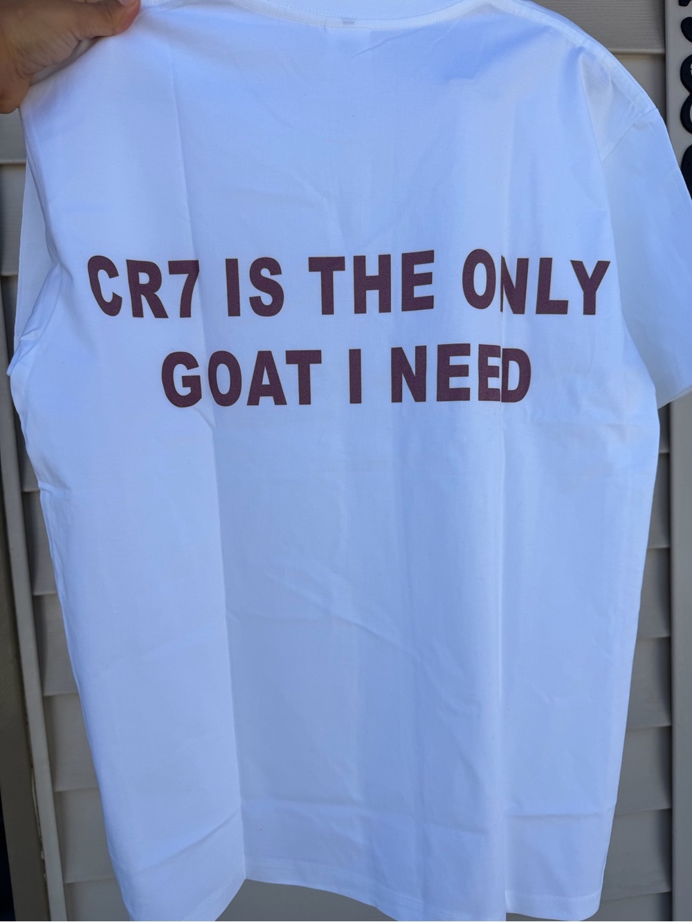 White Graphic WomenT‑Shirt with Text - CR7 keychain as a gift